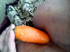 My sauna sekix and a carrot