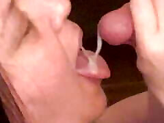 Amazing Amateur Homemade blow job with cum in mouth
