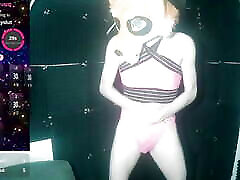 Cute Femboy Foxxo Dances on Webcam Cute Femboy Foxxo Dances on Webcam