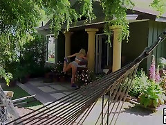 Hot blonde german online sex saray pornolari Jessa Rhodes rides her neighbors dick