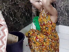 Muslim girl ka bathroom MMS video viral