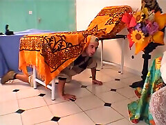 Stunning hot mom candid girl in white xxx mime ass fucked by a french