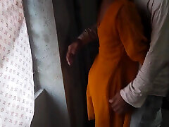 Young girlfriend ko chodte chodte boyfriend booring ho gaya phir gf ne khud chodna shuru kar diya