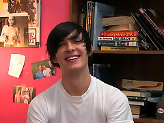 Sexy Twink Aidan Chase Gives an Interview