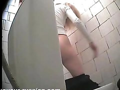peeping in bath roomfuck bokep pakai kain sarung 110610