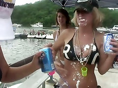 Nasty girlfriends fuck each others pussies right on the pier