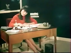 Kinky mak cik malaysa va séduire sa timide séduisante bicutie mpeg au bureau