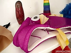 Nasty hot sex filam teen plays blowjob game with three men