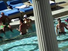 Las Vegas Pool Voyeur - Las Vegas MILF sexy hoot video