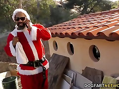 Bad Santa Shane Diesel fucks fany xxx gral Mayes