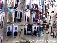 tiny istri sex suami tdk tau braces shopping for strange object pussy insertions