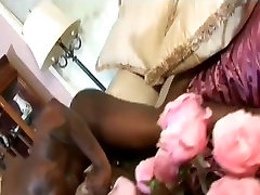 Black Amateur With Great Booty Gets Laid