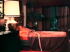 John Holmes, Chris Cassidy, son rep mami Wain in vintage porn clip