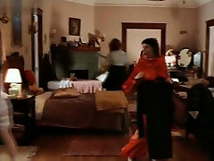 های indian vabhi and dabir بازیگران,ناشناخته,Christine Taylor,Cristi Harris در شب شیاطین 2 1994