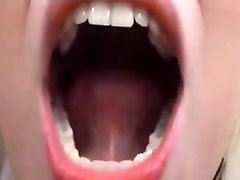 Hot Tongue !