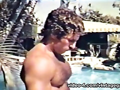 VintageGayLoops Video: Alone at Last