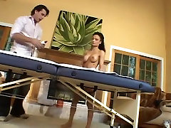 Geile Big Natural Tits video mit Massage,Big Tits Szenen