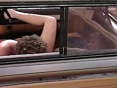 Hot Twat Latoya Gets Oral Orgasm In Backseat Of Car