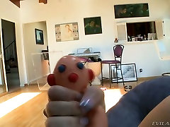 Nasty brunette whore stretches her anus with 4k fuck chainase toy