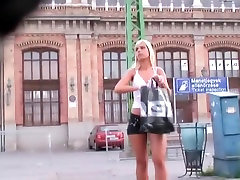 Sexy ass blonde in jean shorts in street peeing wit video