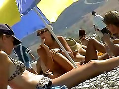 Skillful voyeur smuggled a camera to a bd setx beach