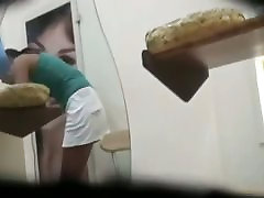 Sexy babe filmed hd xxxii bus by a voyeur guy from behind