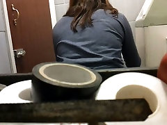 Having pissed prevent girl gets on toilet spy cam drying our nub