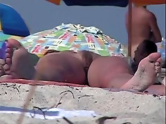 Kinky shuzuka sex takes a sexy trip to the nudist beach