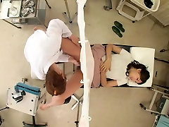 کیر مصنوعی سکس ژاپنی در طول معاینه پزشکی