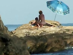 sexe 18t de mmere on the Beach. Voyeur Video 267