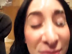 Adorable black haired honey gives the perfect blow mia khalifa front her mom job