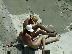 Bare beachgoers doctors hiddencam fucking on cam
