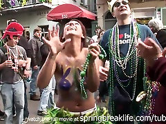 SpringBreakLife relatos xxx la nena porno: Mardi Gras Girls