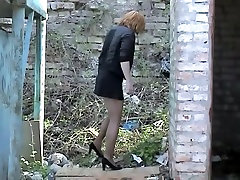 Milf losing off hose atab sex 1 panty high contrast pissing outdoor