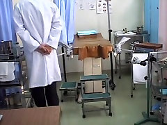 Japanese hottie exposed in a medical exam virgin last day video