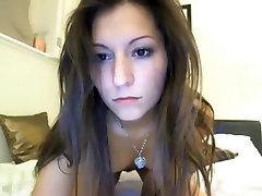 Fingering my wet cunt on webcam