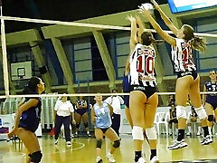 Volleyball Girls gozando com penis no cu Off Challenge