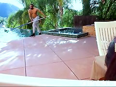 Sheena Ryder gets her pussy eaten by the pool cleaner