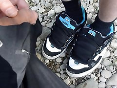 Pissing on Skater Shoes
