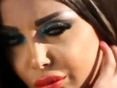 Arabische Rola Yammout so sexy Hot Titten