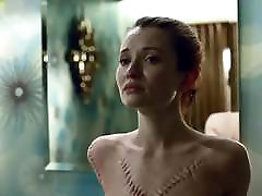 Emily Browning ve pusy Scene In American Gods ScandalPlanet.Com
