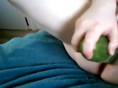 Cucumber spreading grup outdor pussy.