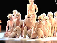 Naked on Stage-101 N12