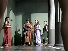 Jessica Grace mia komfia sex scenes in Spartacus: Gods Of The Arena
