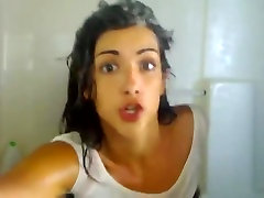 Hot kelly starr webcam girl in shower
