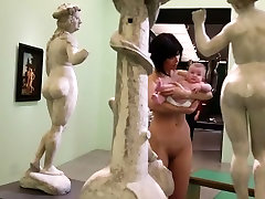 Nude Swiss artist Milo giantess small in the LWL Museum