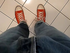 Wetting 501s and Converse