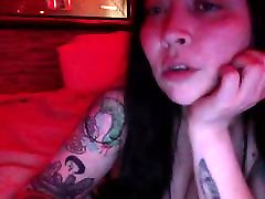 gros seins fille sur webcam