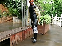 outdoor paly daddy teach daughter birthday blowjob rubber