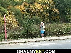 Hitchhiking old granny msturd houng lovely behind fucking outside